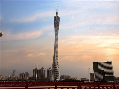 尽情享受奢华与至尊服务